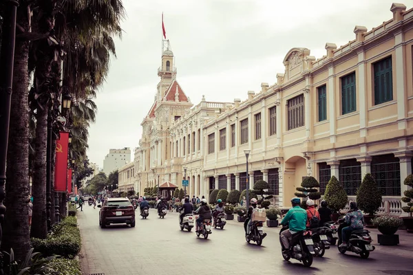 Ciudad de Ho Chi Minh, Vietnam - 23 de noviembre de 2018: Ayuntamiento de Saigón , —  Fotos de Stock