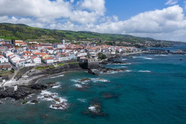 Vila Franca do Campo, Sao migue 'de Atlantik sahilinin havadan görünümü