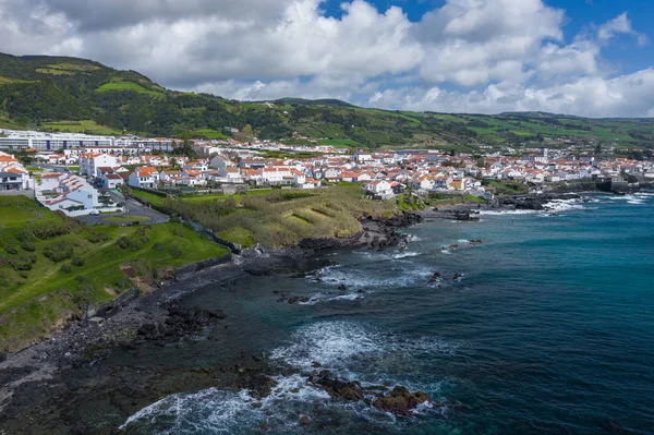 Vila Franca do Campo, Sao migue 'de Atlantik sahilinin havadan görünümü