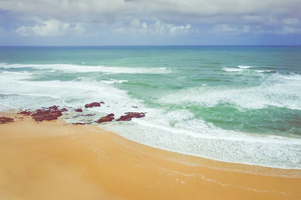 Veduta aerea della famosa spiaggia di Guincho a Cascais vicino a Lisbona, Porto — Foto Stock