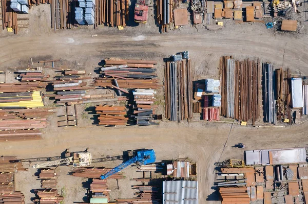 Vista superior aérea del lugar industrial del stogare de acero. Foto tomada por —  Fotos de Stock