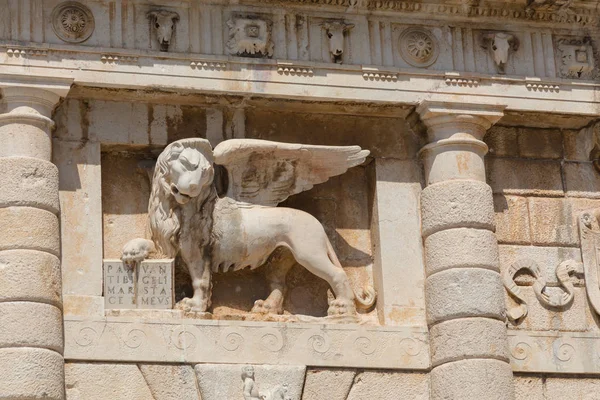 Zadar Land Şehri Kapıları. Venedik aslanlı geçit. Hırvatistan. Avrupa.