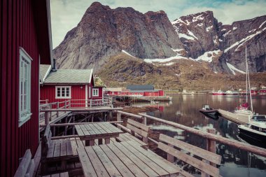 Lofoten adaları, Nordland üzerinde Reine balıkçı köyü. Norveç. 