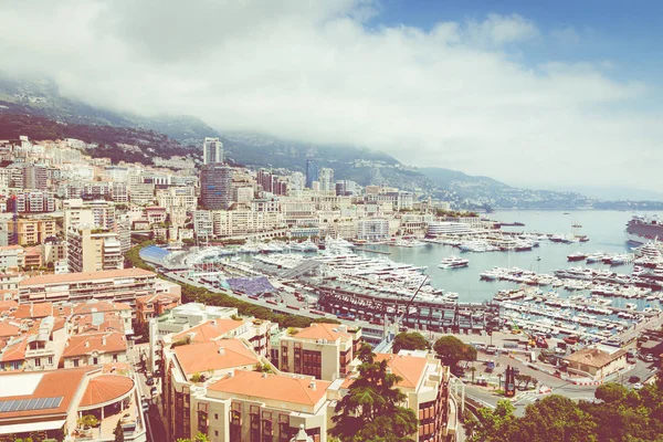 LA CONDAMINE, MONACO - 04 DE JUNIO DE 2019: Puerto de La Condamine. Ciudad — Foto de Stock