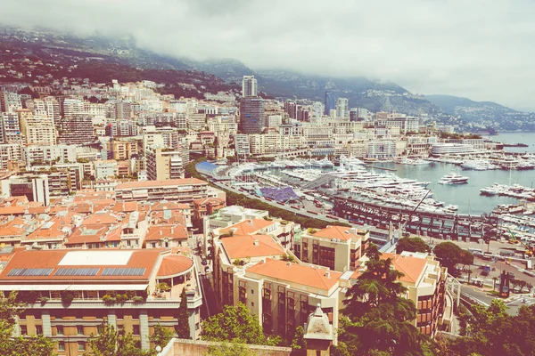 LA CONDAMINE, MONACO - JUNHO 04, 2019: Porto de La Condamine. Cidade — Fotografia de Stock