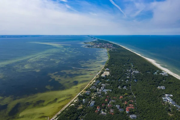 Vista aérea de la península de Hel en Polonia, el mar Báltico y la bahía de Puck —  Fotos de Stock