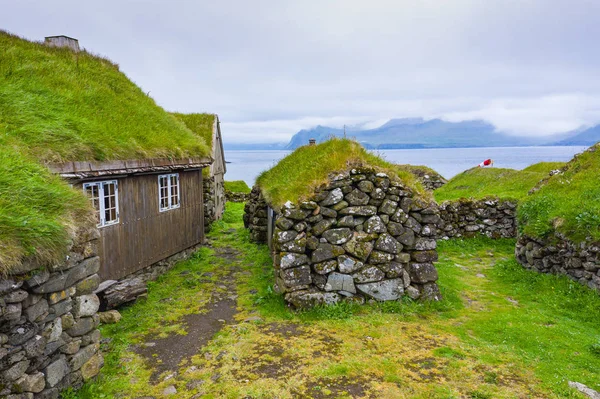 Vista aérea del pueblo pesquero en la isla de Koltur. Islas Feroe . —  Fotos de Stock