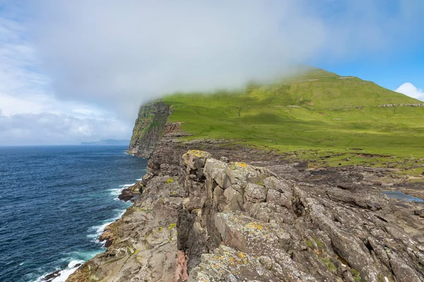 Θέα στο νησί Koltur στις Νήσους Φερόε, στον Βόρειο Ατλαντικό ωκεανό. Όχι — Φωτογραφία Αρχείου