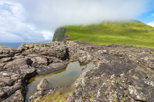 Widok na wyspę Koltur na Wyspach Owczych, północnym Oceanie Atlantyckim. Nr — Zdjęcie stockowe
