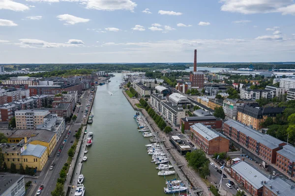 Turku, Finlandia-02 sierpnia 2019: widok z lotu ptaka miasta Turku. P — Zdjęcie stockowe