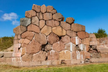 Bomarsund tarihi müstahkem site. Kale harabeleri. Finla