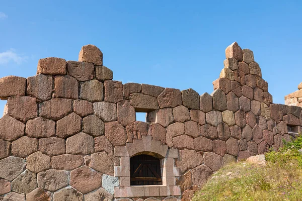 Historyczna Strona fortyfikacji Bomarsund. Ruiny twierdzy. W: finla — Zdjęcie stockowe