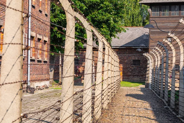 AUSCHWITZ-BIRKENAU, POLONIA - 12 agosto 2019: Memoriale dell'Olocausto — Foto Stock