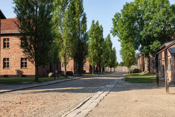 AUSCHWITZ-BIRKENAU, POLONIA - 12 agosto 2019: Memoriale dell'Olocausto — Foto Stock