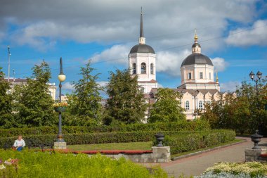 Tomsk, Rusya - 13 Eylül 2019: Tomsk'taki Epifani Katedrali,