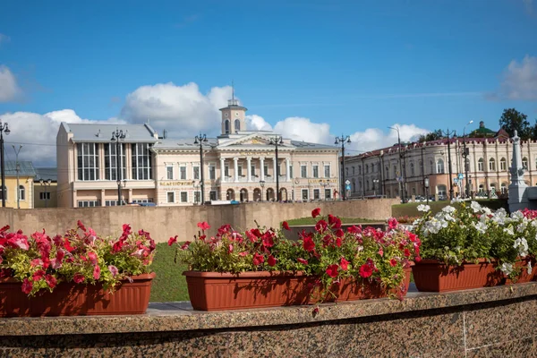 TOMSK, RÚSSIA - 13 de setembro de 2019: Arquitetura tradicional em — Fotografia de Stock