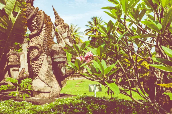 Buddha park Xieng Khouane ve Vientiane, Laos. Slavné turné — Stock fotografie