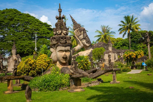 Vientiane, Laos 'taki Buda Parkı Xieng Khouane. Ünlü gezi turu.