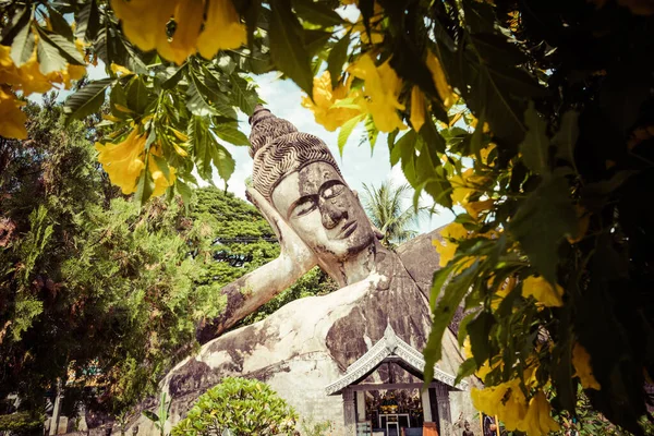 Парк Будды Xieng Khouane, Вьентьян, Лаос. Известный тур — стоковое фото