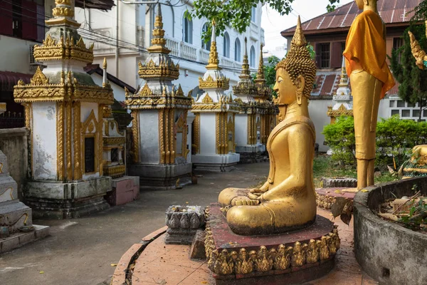 Buddha statue at buddist temple Vat Haysoke in Vientiane. Laos. — Stock Photo, Image