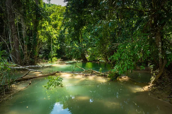 Tad Sae Waterfall i provinsen Luang prabang, Laos. — Stockfoto