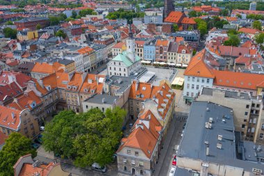GLIWICE, POLAND - Haziran 04, 2020: eski Gliwice kasabasının havadan görünüşü. Silezya, Polonya.