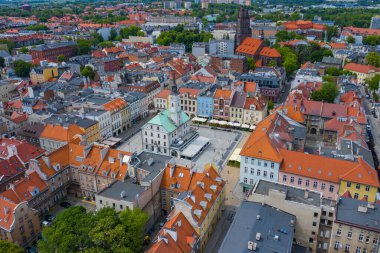 GLIWICE, POLAND - Haziran 04, 2020: eski Gliwice kasabasının havadan görünüşü. Silezya, Polonya.