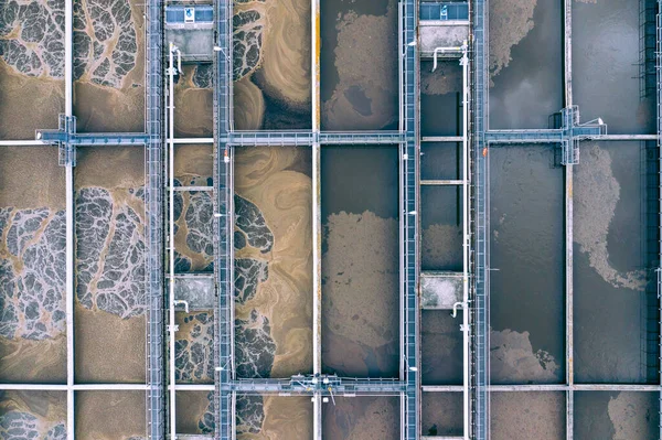 Die Kläranlage Aus Der Luft Klärbecken Und Grünes Gras Draufsicht — Stockfoto