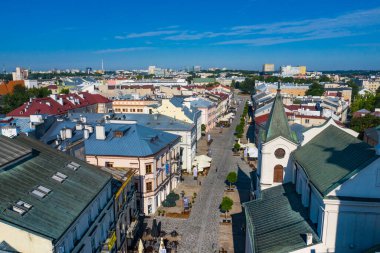 Lublin. Polonya. Eski şehrin havadan görünüşü. Lublin kuş bakışı turistik şehir merkezi. Yukarıdan popüler turizm merkezleri.