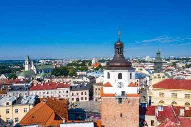 Lublin. Polonya. Eski şehrin havadan görünüşü. Lublin kuş bakışı turistik şehir merkezi. Yukarıdan popüler turizm merkezleri.