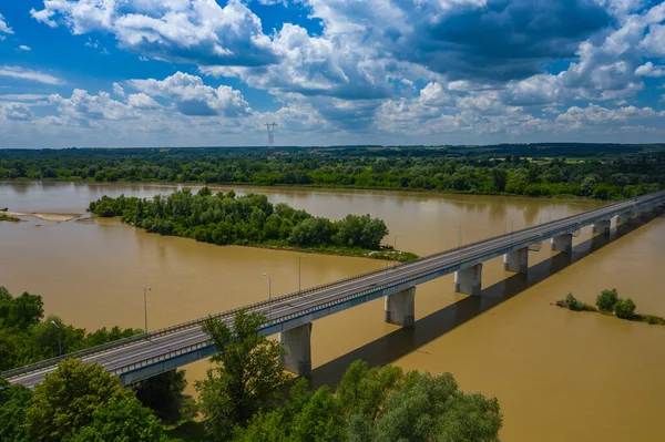 波兰卡米安Vistula河上的桥 Vistula河 波兰最长的河流的空中景观 — 图库照片