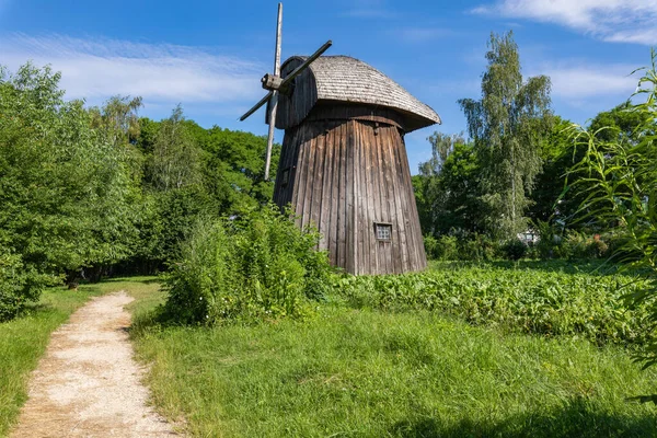 Деревянная Мельница Сельской Местности Традиционная Деревня Польше Музей Открытым Небом — стоковое фото