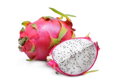 Beyaz arka plan üzerinde izole Slice dragonfruit