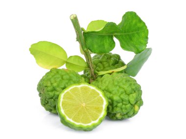 Bergamot yarısı beyaz arka plan üzerinde izole