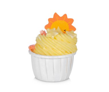 cupcake beyaz arkaplanda izole