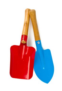 beyaz izole renkli bahçe aletleri