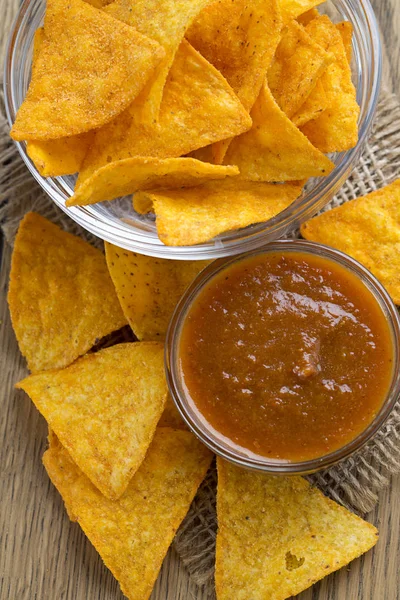 Chips Tortilla Salsa Tomate Tazón —  Fotos de Stock