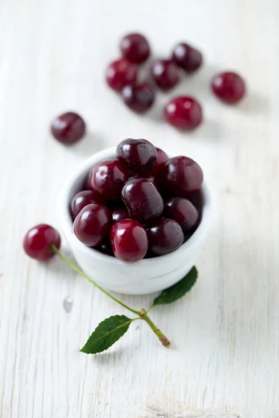 Cherries Bowl Wooden Surface — Stock Photo, Image