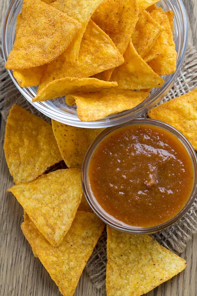 Chips Tortilla Salsa Tomate Tazón —  Fotos de Stock