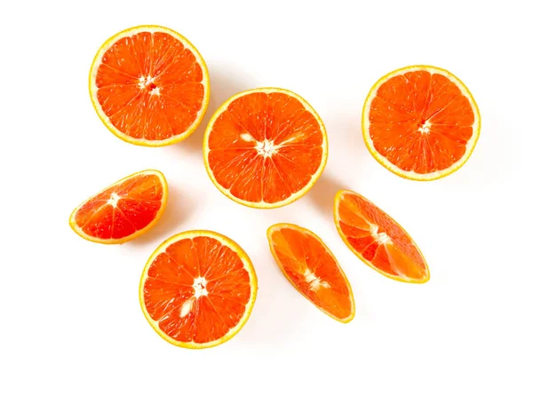Rode Sinaasappelen Geïsoleerd Wit — Stockfoto
