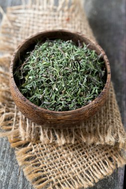 Kurutulmuş kekik, görünümü kadar yakın