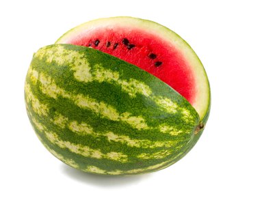 kesilen karpuz üzerinde beyaz izole