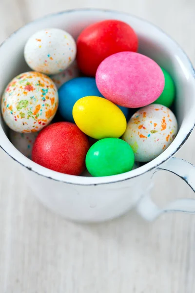 Easter Candy Eggs White Wooden Surfae — Stock Photo, Image