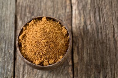 ahşap yüzey Hindistan cevizi hurma şekeri