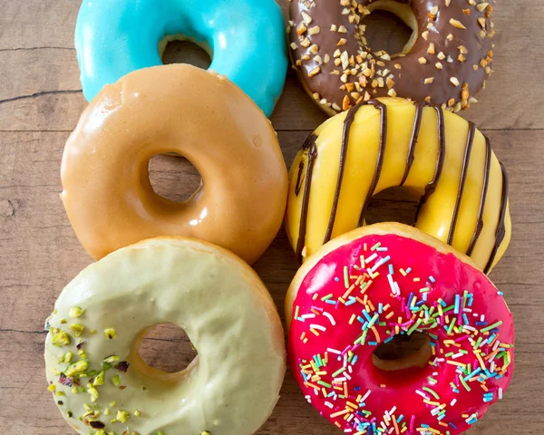Bunte Appetitanregende Donuts Mit Glasur — Stockfoto