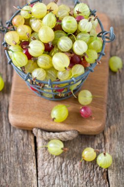 bektaşi ahşap yüzey üzerinde