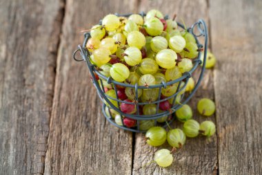 bektaşi ahşap yüzey üzerinde