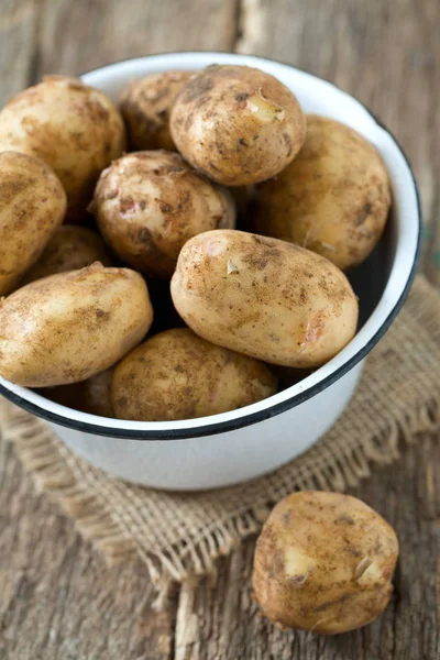 Aardappelen Houten Oppervlak — Stockfoto