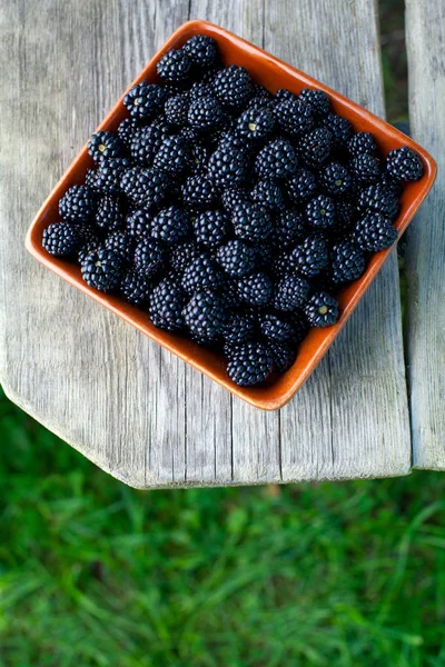 Blackberries Bowl Wooden Surface — Stock Photo, Image