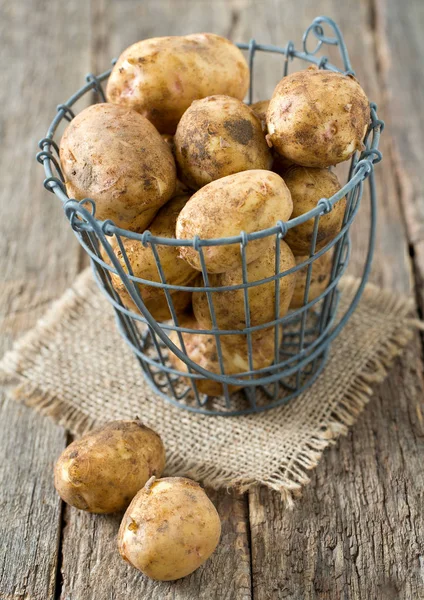 Potatoes Wooden Surface — Stock Photo, Image